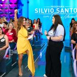 Patrícia Abravanel Instagram - Já estamos no ar! É ou não é o auditório mais animado do Brasil? 💛🤩 📸 @gabrielcardosofoto #ProgramaSilvioSantos SBT - Sistema Brasileiro De Televisão