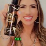 Patrícia Abravanel Instagram - 🙋🏻‍♀️+🐰+🍫+🧴= !? Parece que ele está tão ansioso quanto eu para as novidades da coleção ‘Amo Chocolate Jequiti’. 🍫 Quem mais gostaria de ganhar um ovo desse na Páscoa? #AmoChocolateJequiti #JequitiSaborChocolate #ExperimenteJequiti