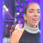Patrícia Abravanel Instagram - LÁ, LÁ, LÁ, LÁ, LÁ... O SHOW DE CALOUROS ESTÁ DE VOLTA!!! Domingo, 20h, no SBT 📸 @gabrielcardosofoto #ProgramaSilvioSantos SBT - Sistema Brasileiro De Televisão