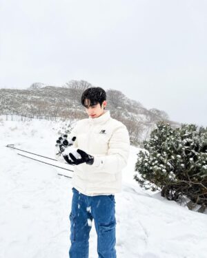 Patsit Permpoonsavat Instagram - Sweater weather ❄️