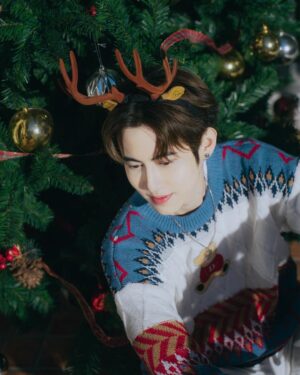Patsit Permpoonsavat Instagram - Our Christmas Mood~ 🎄❄️🎅🏻
#WABIXMAS2023 #Christmas 
#MerryChristmas2023 #MerryChristmas