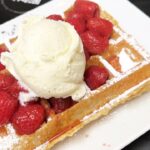 Pattarasaya Kreursuwansiri Instagram - แวะมาทาน waffles ค่ะซิสส 😍🧇 งั่มๆ #maisondandoy #belgiumwaffles Brussels, Belgium