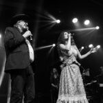 Paula Fernandes Instagram - Já pode um #tbt da semana passada? Ah, @serjaooficial como você é especial! 😍 Sempre incrível estar e cantar com você! 🎤🎵 📸 Bárbara Dutra