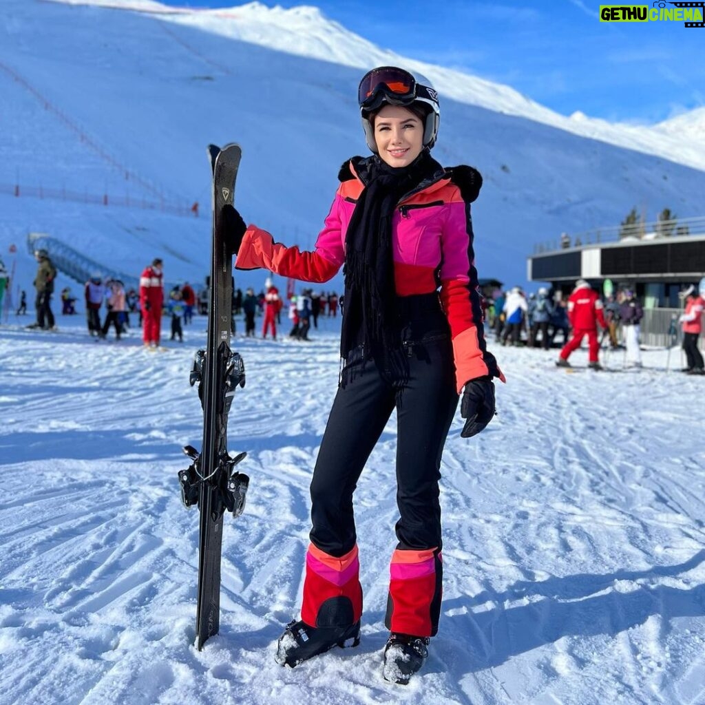 Paula Fernandes Instagram - ⛄️❄️ Les Arcs