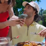 Paula Gonu Instagram - no sé lo tipos de personas que hay en una bbq #CEROpatatero pero yo soy esta, y luego siempre me piden las fotos y vídeos, así que no se enfaden tanto🤫🤌🏽 @salsasprima publi