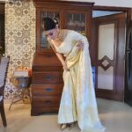 Pavitra Punia Instagram - This saree has my heart ❤️ Thank you @zalfrombenaras And Ankita @connectedforfashion #pavitrapunia #pavitraa #pavitraapuniya
