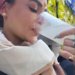 Pavitra Punia Instagram - First day of the year ,Here on the lap of Shri maa vaishnodevi 🛕 #vaishnodevibhawan Some childhood memories of soda bottle and the most favorite of childhood the "ice-cream " cones 🥲🥰😋 My divine new year ✨️ 1-1-2024 #pavitrapunia #pavitraa