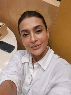 Pavitra Punia Instagram - 🤍🤍 this song 🎵 👌