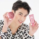 Pawat Chittsawangdee Instagram - ☀แดดร้อนจ้า หน้าอย่าลืมทาซีซีครีมนะครับ...หน้าใสท้าแดดต้อง Cathy Doll Speed White CC Cream SPF50 PA+++ และ Cathy Doll Speed White CC Powder Pact SPF40 PA+++ คู่หูปรับผิวใสดูออร่า พร้อมปกป้องผิวจากแสงแดดด้วย SPF50 PA+++ เหงือยิ่งออกหน้ายิ่งใส แดดแรงแค่ไหนก็ไม่หวั่นต้อง #ซีซีครีมลายเสือในตำนาน หาซื้อได้ที่ : Watsons , Beautrium , Eveandboy , Karmart , Boots , Cathy Doll Offical และตัวแทนจำหน่ายทั่วประเทศ