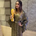 Payal Ghosh Instagram – Thank you @universal_india_awards for honouring me with the STYLE INFLUERCER OF THE YEAR AWARDS…. #love 🖤#payalghosh JW Marriott Mumbai Sahar