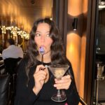 Pelin Akil Instagram - Dün akşamdan ✨ son foto “bi bak bakiyim dişimde bişi var mı? “ Fenz İstanbul
