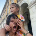 Pelin Akil Instagram - Fotoğraf 1 ; güzel yemek yerken dans bile ederim Fotoğraf 2; Anıl’ın gölgesine rağmen güzel foto kabul edelim Fotoğraf 3; sana rağmen seni seviyorum 😂 @anilaltann Fotoğraf 4; yorulmamıza rağmen çok güzeliz Fotoğraf 5-6; Her şeye rağmen tatilimizin özeti 😂🤍
