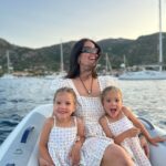 Pelin Akil Instagram - En sola kaydırınca da bi mesaj var sevgiliye @anilaltann … Sadece dördümüz olduğumuzda şükürler olsun ki bi başka güzel oluyor her şey. Minnet minnet minnet. Maşallah sübhanallah derdi anneannecim 🤍 Dualarımdasın hep aklımdasın Selimiye Köyü Marmaris