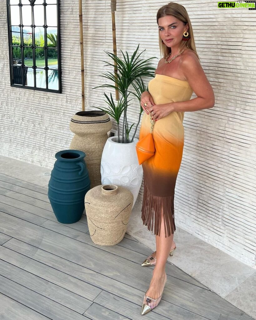 Pelin Karahan Instagram - Yaz…🧡🤎