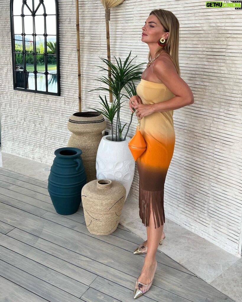 Pelin Karahan Instagram - Yaz…🧡🤎