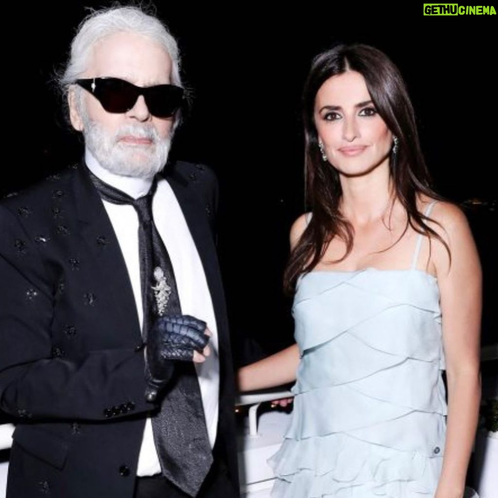 Penélope Cruz Instagram - My dear Karl, I hope you are feeling the love. I know you are.