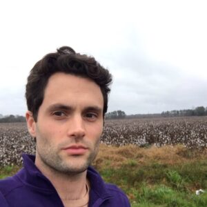 Penn Badgley Instagram - Keeping you posted... we’ll be on Instagram live after meeting Vilma for reflections on her experience, her desires, and her state being detained, separated from her daughter, in the state of Georgia, USA. Stay informed with @tahirihjustice #ReleaseVilma