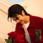 Phakphum Romsaithong Instagram - ,,, Counting down to the #DiorWinter24 show to reveal tomorrow at 3PM CET / 9PM BKK time. ,,, @Dior รับชมแฟชั่นโชว์ #DiorWinter24 พร้อมกันวันพรุ่งนี้เวลา 21.00น. (ตามเวลาประเทศไทย) ติดตามไลฟ์สตรีมมิ่งสดบนเว็บไซต์ Dior.com และ LINE OA @diorcouture Bangkok, Thailand