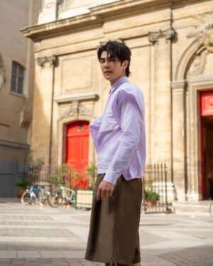 Phakphum Romsaithong Instagram - ,,, How Do You Think? ,,,

🤘🏻

.
.
@Dior #Dior #DiorWinter23 #DiorSS24