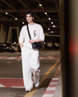 Phakphum Romsaithong Instagram - ,,, OTW To Paris, See You Very Soon😚 ,,,

.
.
@Dior #Dior #DiorSS24