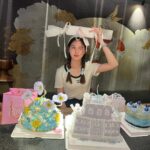 Phantira Pipityakorn Instagram - ได้อยู่กันครบคือของขวัญของฉัน👼🏻🫧 ขอบคุณป๊าที่ดูแลพวกเรามาอย่างดี โตมากวนบาทาทุกคน (ยกเว้นหนู55555555555555oops) ขอบคุณนะคะ🫠🥂🥣💘