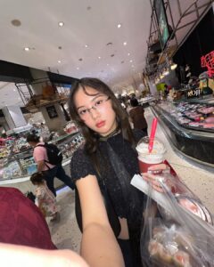 Phantira Pipityakorn Instagram - ‘add to cart’ day🛒🥯🫐🧃 ปล. หนัง Postman เพื่อนตนเข้าโรงภาพยนตร์แล้ว!📮