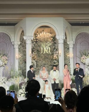 Phantira Pipityakorn Instagram - น่ารักอบอุ่น ดีเทลสมกับเป็นงานพี่ฟลุ๊คพี่ลี💘🥺
Congratulations on the next step in your beautiful journey together naka🐋💞👼🏻✨

#leeflukeeverafter