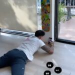 Pharanyu Rojanawuttitham Instagram - ในการแต่งร้าน @tacktattoostudio มันต้องขนาดนี้เลยนะ น้องฝุ่น เค้าทำเองนะ