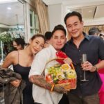 Pharanyu Rojanawuttitham Instagram - วันเกิดพี่ชาย @pegliyah 🎊🎉❤️ได้เจอญาติ พี่ๆ @siwat_c และ พี่ชายที่รักอีกคน @tp12toddpiti คิดถึงเลยสัญญาจะกวนพี่เค้าตลอดน่ะะะ