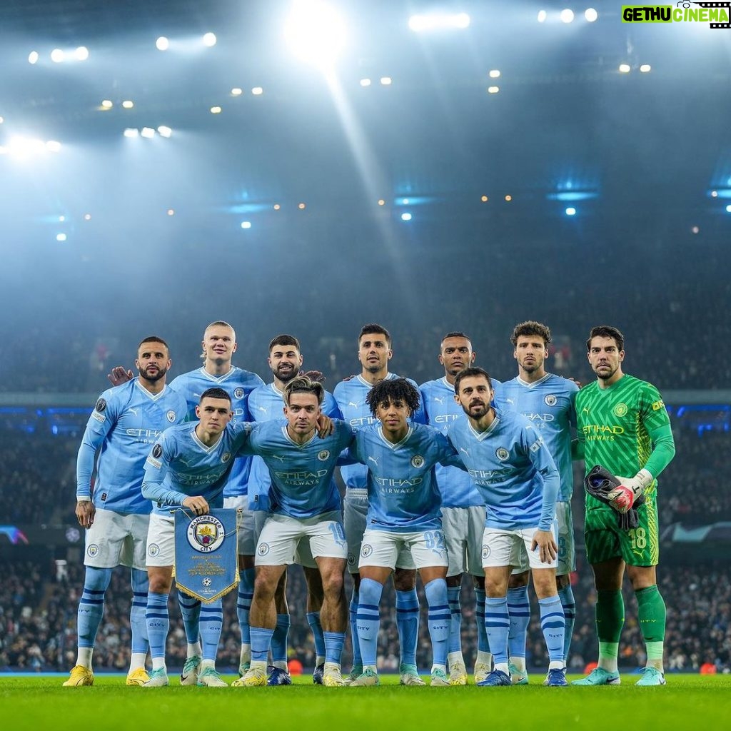 Phil Foden Instagram - Class night in the Champions League 👌🏻 We never give up 👊🏻🔵 Etihad Stadium