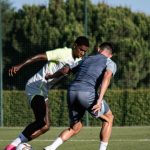 Phil Foden Instagram - Working hard ⚽️ @marcusrashford It’s all love until the season starts😎🤝