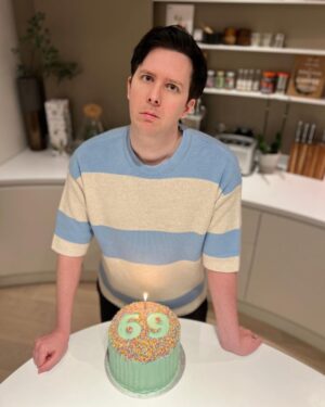 Phil Lester Instagram - Why do I keep letting Dan get my birthday cake
