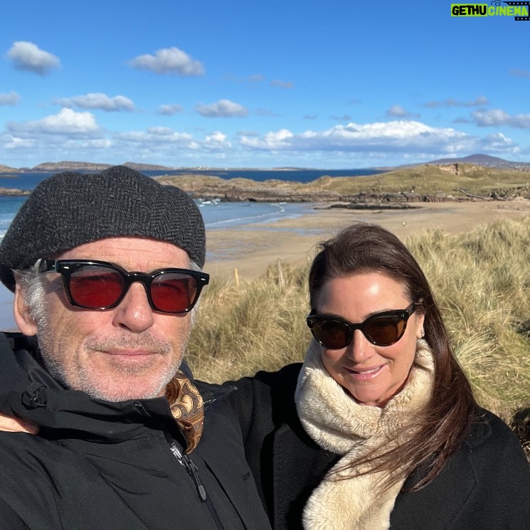 Pierce Brosnan Instagram - And that’s a wrap! Mullaghderg Beach along the wild Atlantic way. The luck of the Irish was with us as the sun shone upon us during the filming of “The Four Letters of Love.”