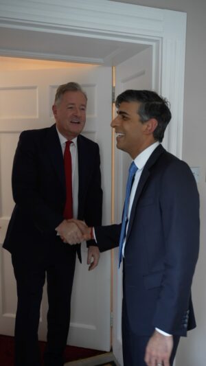 Piers Morgan Instagram - Here we go again…

Watch the @piersmorganuncensored interview. Monday on YouTube from 2pm.