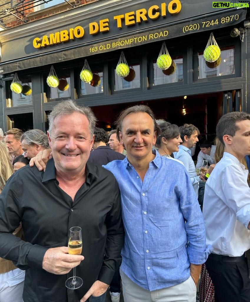 Piers Morgan Instagram - Fabulous party to celebrate the 28th anniversary of my favourite restaurant, owned and run by the peerless maestro Abel Lusa. Happy birthday Cambio! Cambio De Tercio