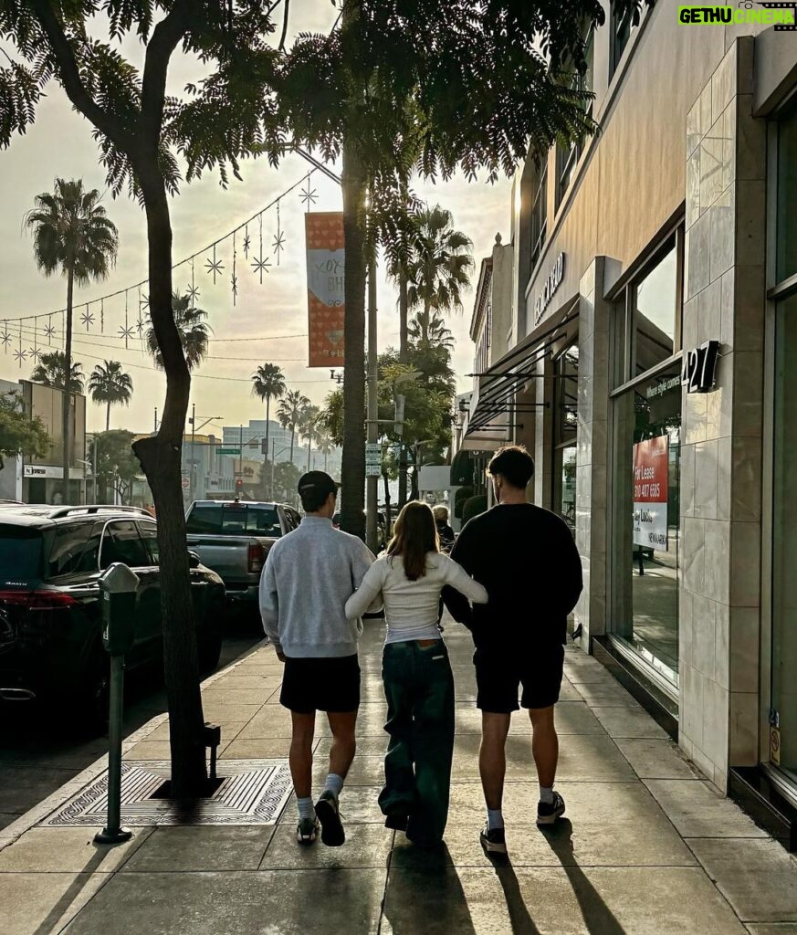 Piers Morgan Instagram - Elise and her bro-dyguards. Beverly Hills, California