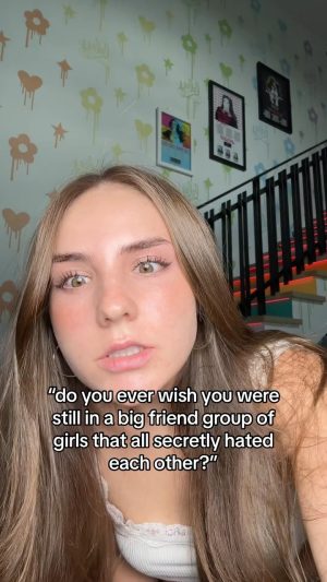 Piper Rockelle Instagram - the reason why i prefer being friends w/ guys… 🐍
#girl #friends #life