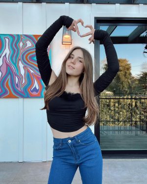 Piper Rockelle Instagram - @shoptemu decked my Valentine's Day with these super affordable outfits! 
Comment your fav one✨

💌Temu Valentine's Day Deals is kicking off! Up to 90% OFF! 
🎁Code: much099(extra 30% off) 
🌟Average price UNDER $10
🔗Everything linked in bio/story

 
#temuvalentines #temugiftlove #temubaes #temustyle #temu #temutrends #temufinds #shoptemu #valentines #valentinegift #happyvalentinesday #giftideas #giftsforher #giftsforhim #couple