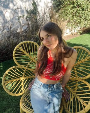 Piper Rockelle Instagram - @shoptemu decked my Valentine's Day with these super affordable outfits! 
Comment your fav one✨

💌Temu Valentine's Day Deals is kicking off! Up to 90% OFF! 
🎁Code: much099(extra 30% off) 
🌟Average price UNDER $10
🔗Everything linked in bio/story

 
#temuvalentines #temugiftlove #temubaes #temustyle #temu #temutrends #temufinds #shoptemu #valentines #valentinegift #happyvalentinesday #giftideas #giftsforher #giftsforhim #couple