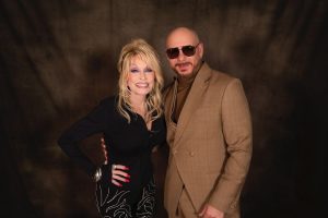 Pitbull Instagram - It’s an honor to be collaborating with one of music’s most powerful women, gracias @dollyparton! Dale!