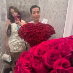 Pitchanart Sakakorn Instagram - ผัวที่ดี คือผัวคนนี้แหละ!♥️ แต่งงานมาครบ3 เดือนละค่า Happy 3 Month Anniversary.👰🏻‍♀️💍🎉 ขอบคุณสามีที่น่ารักมากๆในเกือบทุกวัน ไม่สบายพาไปหาหมอ อยากดูคอนก็พาไป ช่วยเลี้ยงหมา เลี้ยงหลาน มีของขวัญให้ในทุกวันสำคัญ อดทนแม้ในวันที่เราไม่น่ารัก ขอให้สามีน่ารักแบบนี้ตลอดไปเลยน้า รักๆค่ะ♥️🫶🏻😘 @big_akarawatt ปล.ให้ภาพเล่าเรื่ิอง #วันอวดหลัว #ก็ว่าจะไม่รัก