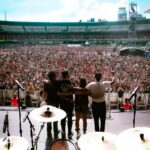 Pitty Instagram - domingo e a gente tava como? estádio lotado em Curitiba 🔥 #IWBT 📸 @stephaniexhahne Curitiba, Brazil