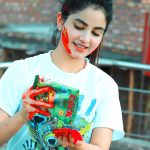 Piyanka Mongia Instagram - Let the colours of Holi spread message of peace and happiness 😊Happy Holi❤️ . . #holi #holifestival #holi2021 #happyholi #piyanka_mongia #piyankians #piifam