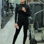 Piyanka Mongia Instagram - Swipe Left…👈🏻👈🏻👈🏻 I broke up with my gym this morning. We both did not work out☹️ . . #foryou #foryoupage #angellovers #piyanka_mongia #trending #viral #search #explore #following #love #stayhome #staysafe #covid19 #angel #tiktokviral #desigirl #indian #wings #angelswings #piyankamongia #piyankians