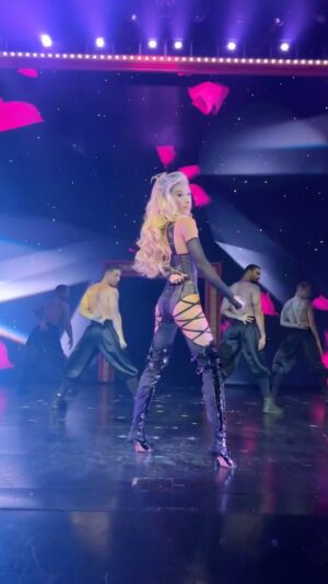 Plastique Tiara Instagram - #pinkvenomchallenge with the Pit Crew of Drag Race Live 🌸
•
Fit by @cazias 
•
@cameron_r_turner 
@markromain 
@davidratcliffe_ 
@prof_oak