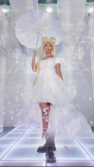 Plastique Tiara Instagram - Plastique Serenity 🌙🤍 #transformation #dragqueen #cosplay