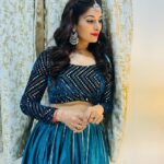 Poonam Dubey Instagram - ढूँढो ख़ुशी पहले ख़ुद के अंदर , दुनिया में ग़म तो तमाम मिलेंगे। दर्द में जो शामिल हो वही सच्चा यार, महफ़िल में तो दोस्त हज़ार मिलेंगे॥ ….. #poonamdubey #thoughtoftheday #stayblessed #staypositive 🫶😘🤗❤️🧿 Mumbai, Maharashtra