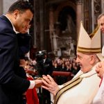 Pope Francis Instagram - EN: The Magi set out to seek God, and they found a child of flesh and bone. ES: Los Magos buscan a Dios y encuentran un Niño en carne y hueso. PT: Os Magos procuram Deus, e encontram um Menino de carne e osso. IT: I Magi cercano Dio e trovano un Bambino in carne e ossa. FR: Les Mages cherchent Dieu et trouvent un Enfant en chair et en os. DE: Die Sterndeuter suchen Gott und finden ein leibhaftiges Kind. PL: Mędrcy szukają Boga i znajdują Dzieciątko w ciele i krwi. Basilica di San Pietro in Vaticano