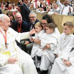 Pope Francis Instagram - EN: If your heart is full of love for Jesus, it shines through in your voices; it is like an arrow that hits the mark, reaching people’s hearts. #PueriCantores PT: Quando seu coração está cheio de amor por Jesus, ele brilha através das vozes e é como uma flecha que acerta o alvo e atinge o coração das pessoas. ES: Si sus corazones están llenos de amor a Jesús, esto se transparenta en las voces y es como una flecha que da de lleno en el blanco, llegando al corazón de las personas. IT: Se il vostro cuore è pieno di amore per Gesù, questo traspare nelle voci ed è come una freccia che coglie in pieno nel segno, arrivando al cuore delle persone. FR: Si votre cœur est plein d’amour pour Jésus, cela transparaît dans les voix et c’est comme une flèche qui fait mouche, atteignant le cœur des personnes. DE: Wenn euer Herz von der Liebe zu Jesus erfüllt ist, scheint das durch die Stimmen durch und ist wie ein Pfeil, der ins Schwarze trifft und die Herzen der Menschen erreicht. Vatican City