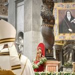 Pope Francis Instagram - EN: Today we think of María Antonia de San José, “Mama Antula”, a wayfarer of the Spirit who travelled thousands of kilometers on foot, crossing deserts and taking dangerous paths, bringing God with her. ES: Hoy pensemos en María Antonia de san José, “Mama Antula”, una viandante del Espíritu que recorrió miles de kilómetros a pie, atravesó desiertos y caminos peligrosos para llevar a Dios. PT: Hoje, pensemos em María Antonia de San José, "Mama Antula", uma viajante do Espírito que percorreu milhares de quilômetros a pé, por desertos e estradas perigosas, para levar Deus. IT: Oggi pensiamo a María Antonia de San José, “Mama Antula”, una viandante dello Spirito che ha percorso migliaia di chilometri a piedi, attraverso deserti e strade pericolose, per portare Dio. FR: Aujourd'hui, nous pensons à María Antonia de San José, "Mama Antula", une pionnière de l'Esprit qui a parcouru des milliers de kilomètres à pied, à travers les déserts et les routes dangereuses, pour apporter Dieu. Basilica di San Pietro in Vaticano